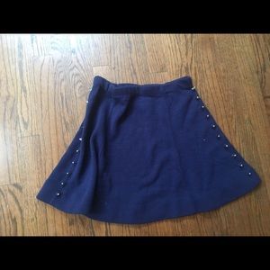 Blue knit skirt